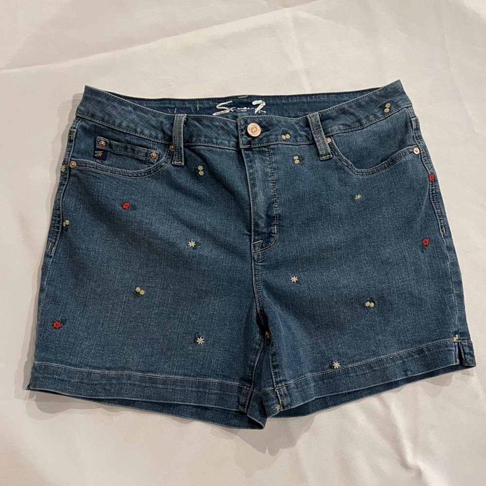 Seven7 Dark Blue Denim Shorts with Tiny Embroidered Flowers